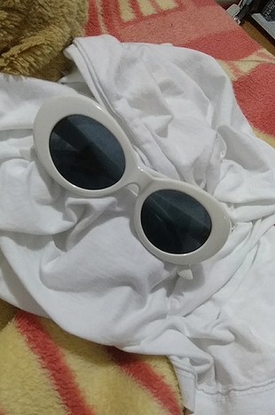 Kurt cobain gözlüğü 