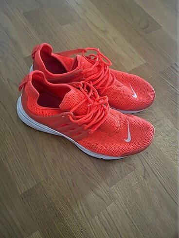 Nike Nike ayakkabı 39