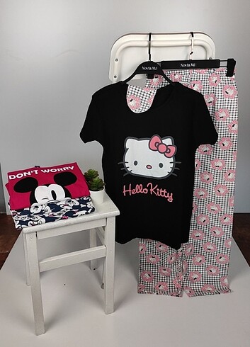 Hello Kitty Baskılı Kadın Kısa Kollu Pijama Takımı