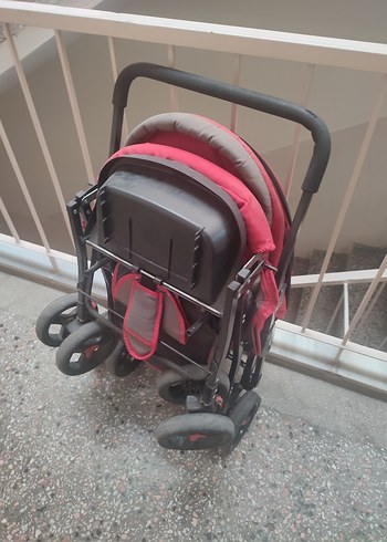 Kırmızı ve Gri Bebek Arabası - Görsel 4