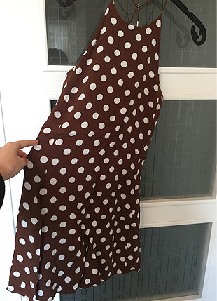 Zara puanlı elbise