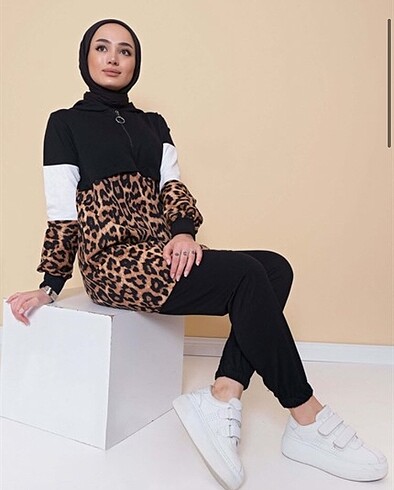 s Beden Leopar Sweatshirt