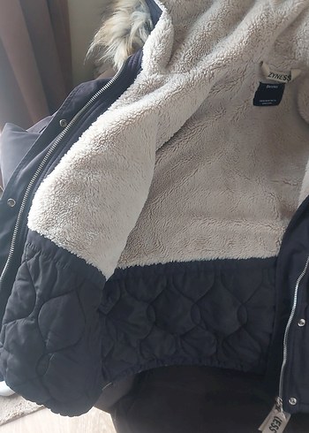 Gri Kapüşonlu Kadın Kışlık Mont - Görsel 6