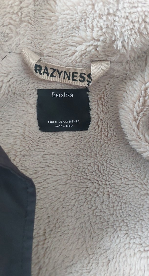 Gri Kapüşonlu Kadın Kışlık Mont - Görsel 2