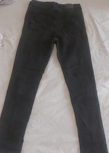 Kemer Detaylı Siyah Kadın Jean - Görsel 5