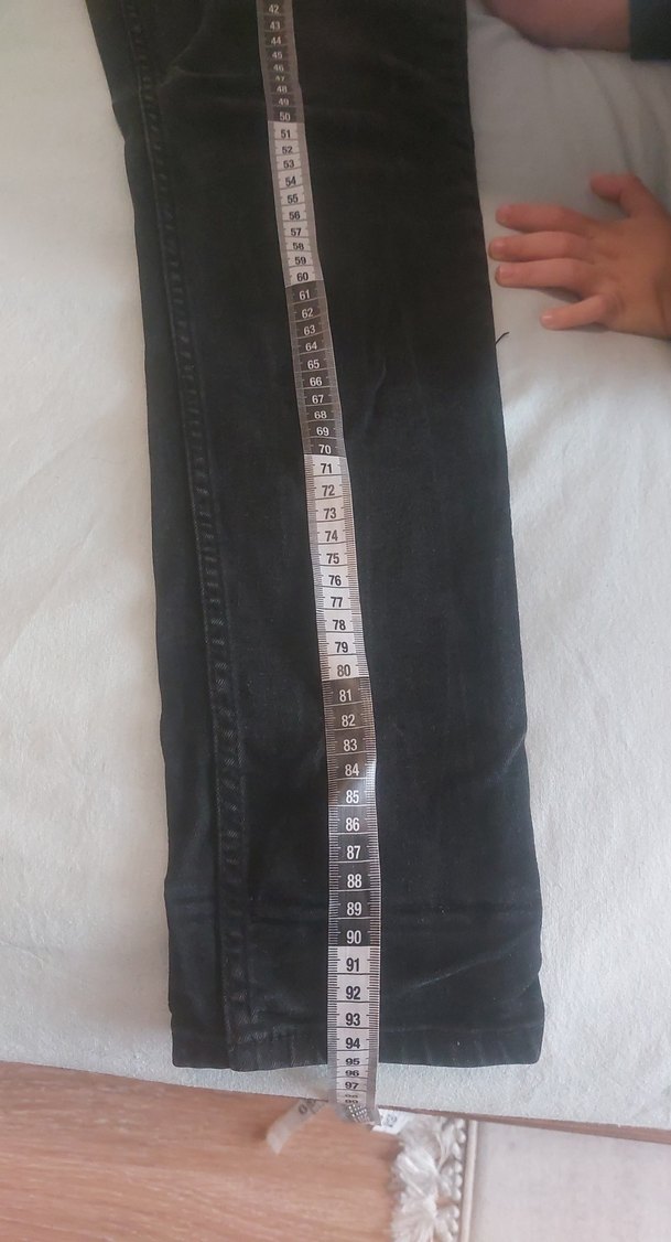 Kemer Detaylı Siyah Kadın Jean - Görsel 3