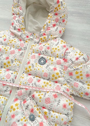 Mango Orijinal Çiçek Desenli Kapüşonlu Kız Mont - Görsel 4