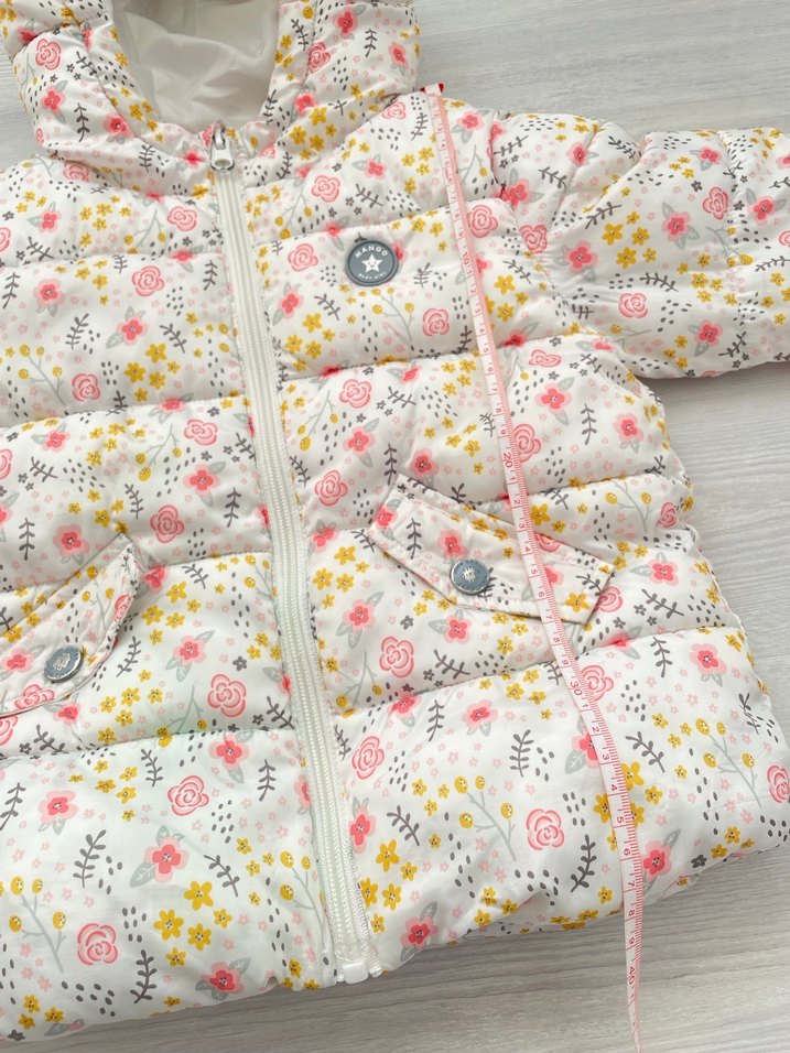 Mango Orijinal Çiçek Desenli Kapüşonlu Kız Mont - Görsel 5