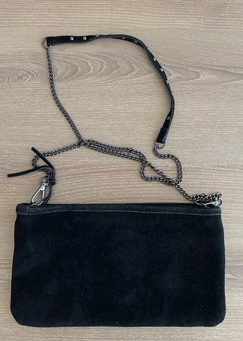 Mango Zincir Detaylı Siyah Süet Çanta - Görsel 2