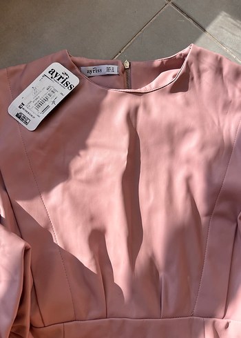 Pudra Pembe Midi V Yaka Elbise - Görsel 3