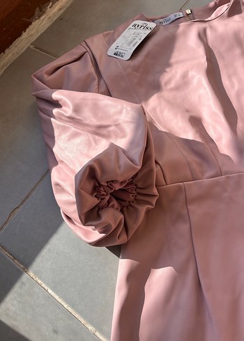 Pudra Pembe Midi V Yaka Elbise - Görsel 2