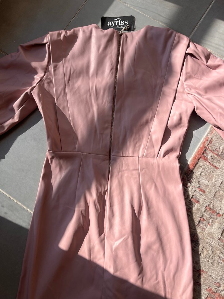 Pudra Pembe Midi V Yaka Elbise - Görsel 4