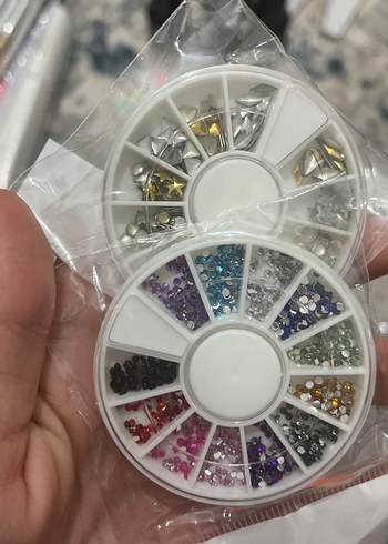 Renkli Tırnak Süslemeleri Seti - Görsel 2