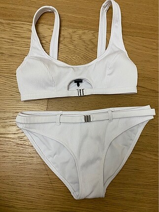 Trendyol beyaz bikini takımı