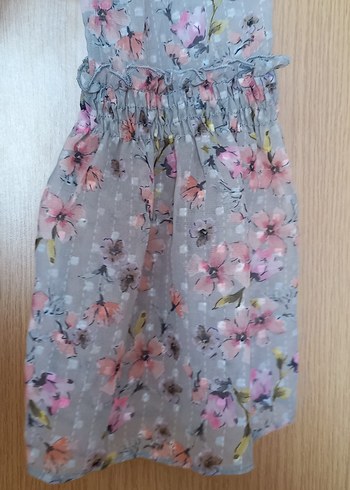 Gri Çiçek Desenli V Yaka Kolları fırfırlı Bluz - Görsel 5