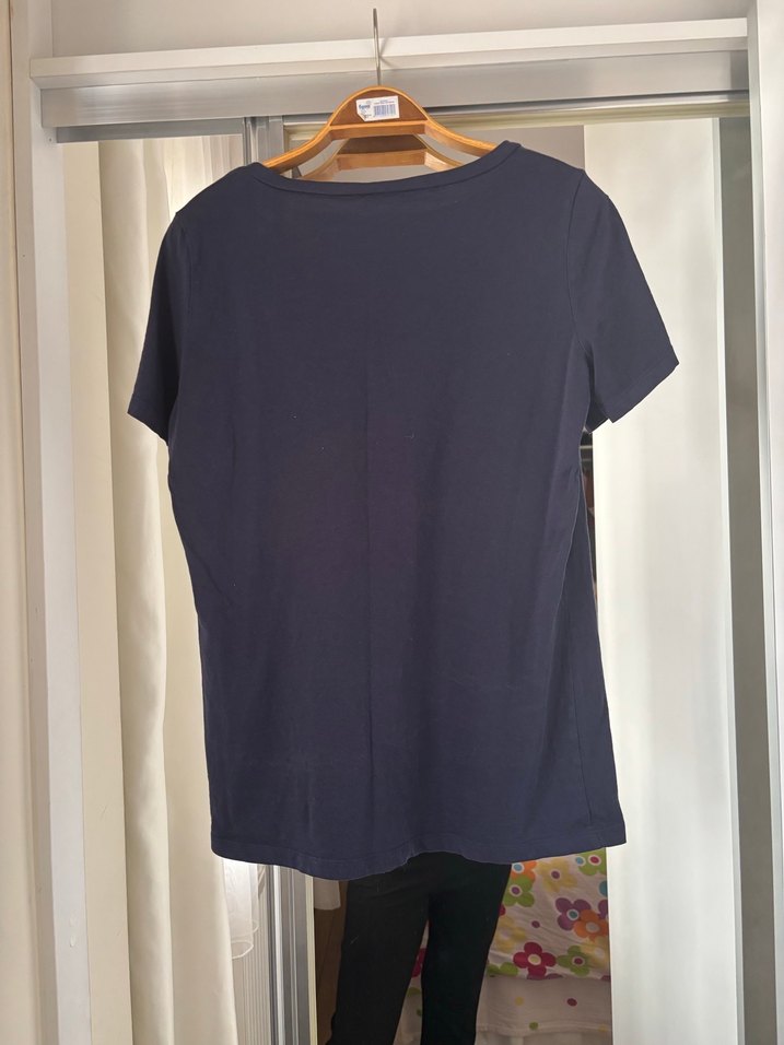 Lacivert V Yakalı Kadın Tişört - Görsel 2