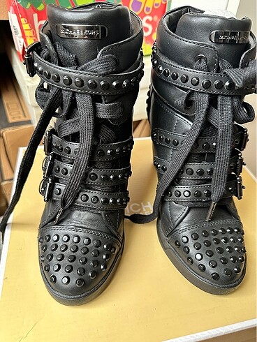 Michael Kors Michael kors bootie