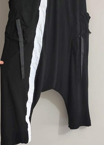 Siyah 
Geniş Kesim Tulum - Görsel 2