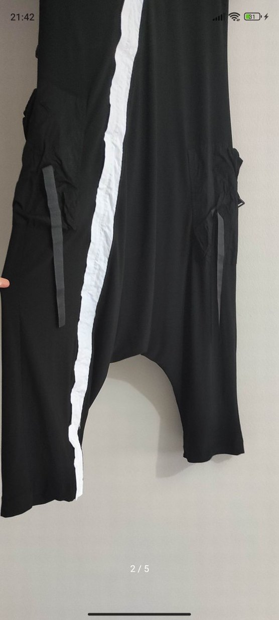 Siyah 
Geniş Kesim Tulum - Görsel 2