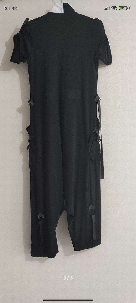 Siyah 
Geniş Kesim Tulum - Görsel 3