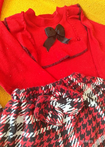 Kız Çocuk Kırmızı Fırfırlı Sweatshirt ve Etek Takımı - Görsel 3