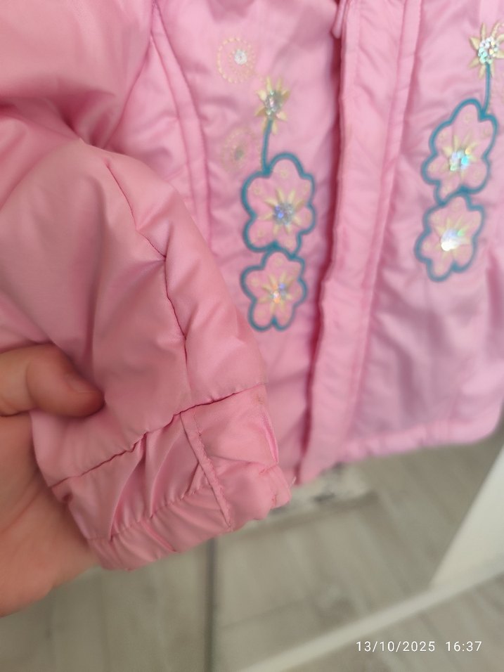 Kız Çocuk Pembe Nakışlı Kapüşonlu Mont - Görsel 5