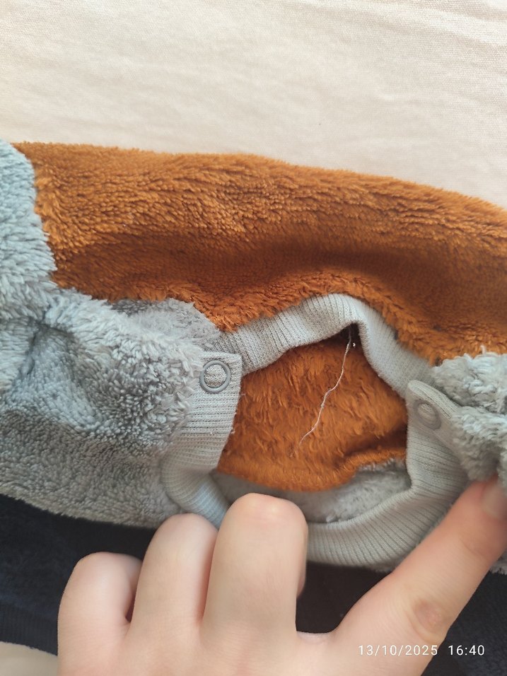 Erkek Çocuk Gri Triko Kazak - Görsel 4