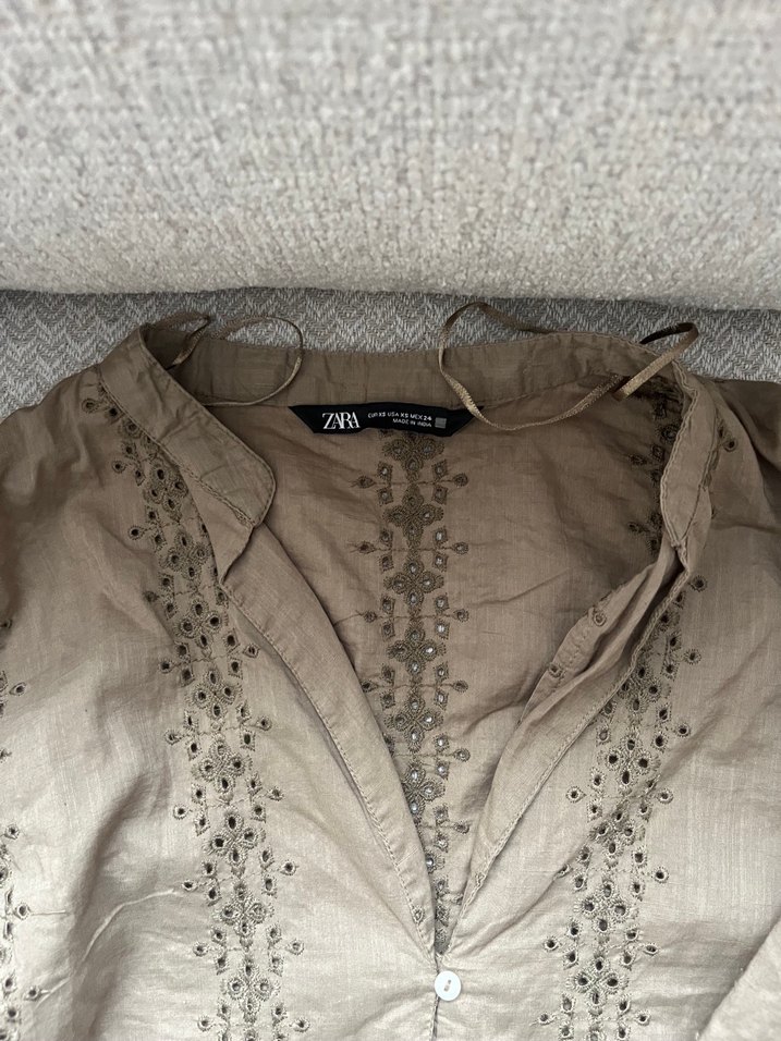 Zara İşlemeli bluz - Görsel 3