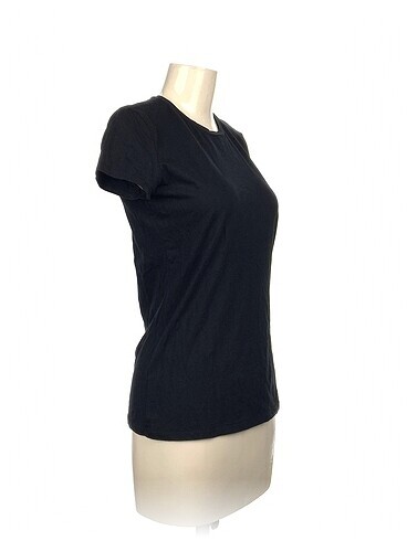 Defacto Defacto T-shirt %70 İndirimli.