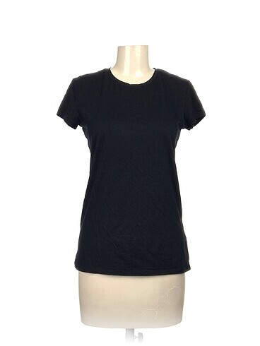 Defacto T-shirt %70 İndirimli.