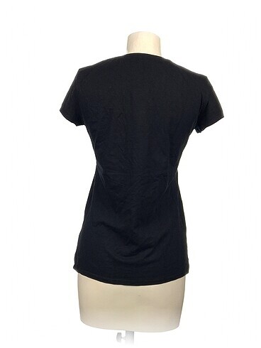 xxl Beden Defacto T-shirt %70 İndirimli.