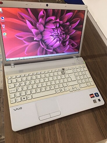 Sony pcg61611m dizüstü bilgisayar laptop