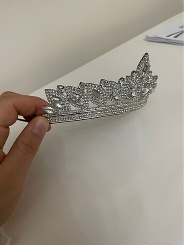 Tasarımcı Gelin tacı
