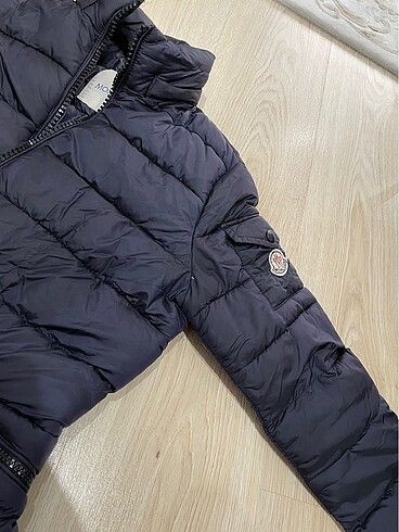 s Beden Moncler şişme mont