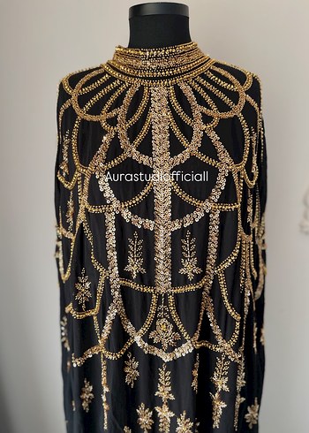 İthal boncuklu tasarım pelerin abaya - Görsel 4