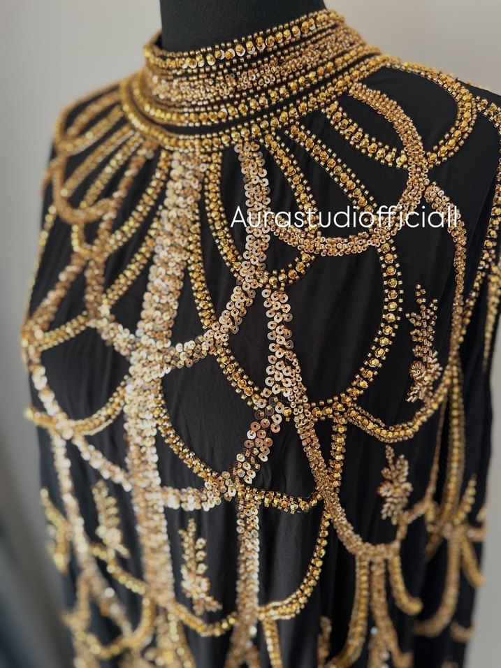 İthal boncuklu tasarım pelerin abaya - Görsel 2