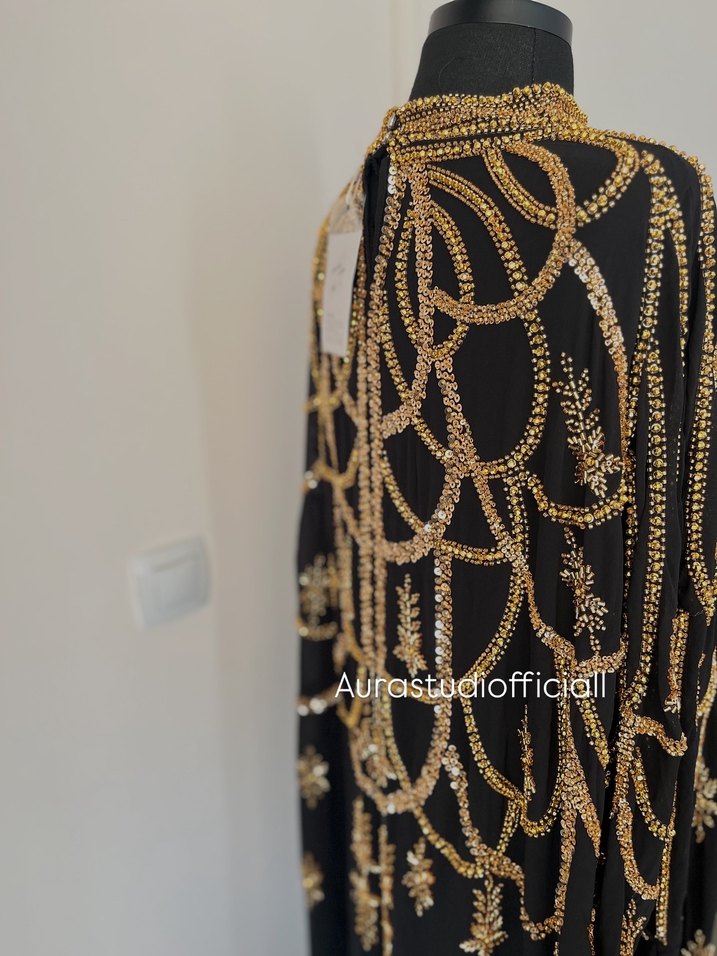 İthal boncuklu tasarım pelerin abaya - Görsel 5