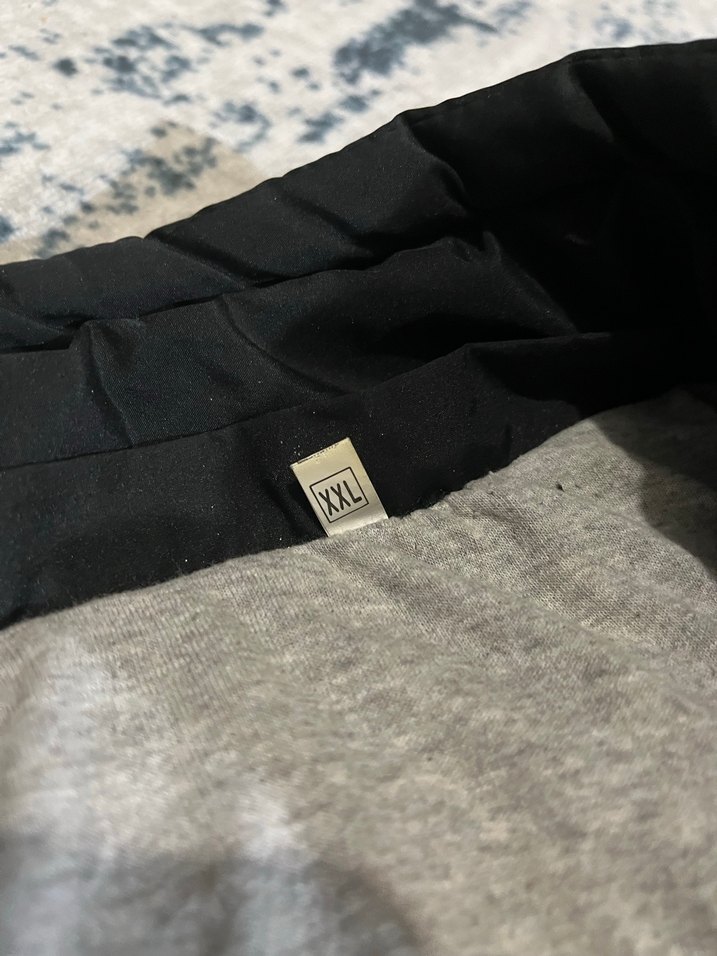 Siyah Fermuarlı Erkek Spor Mont - Görsel 4