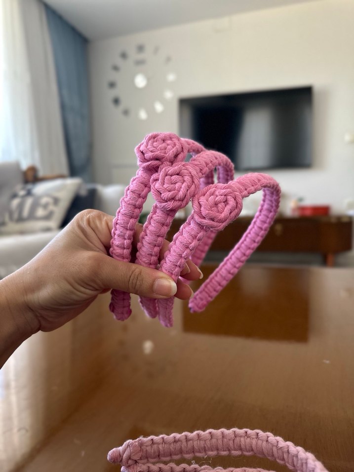 Nakışlı Pembe Örgü Çocuk Saç Bantları - Görsel 4