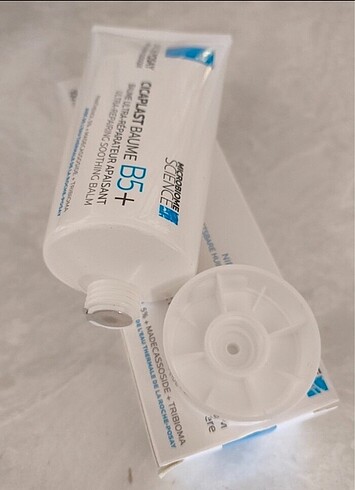 La Roche Posay Onarıcı krem