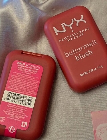Nyx allık