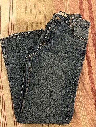 BERSHKA jean