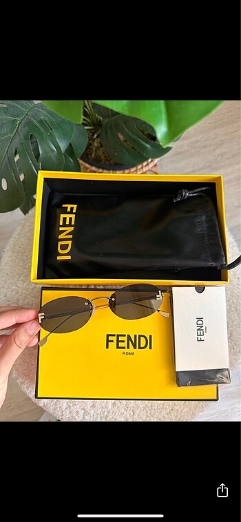 Fendi Güneş Gözlüğü