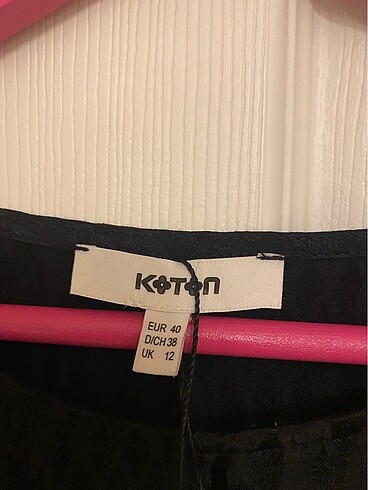 l Beden Koton jakarlı saten elbise