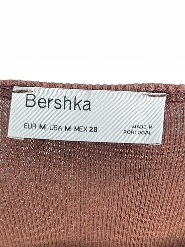 m Beden kahverengi Renk Bershka T-shirt %70 İndirimli.