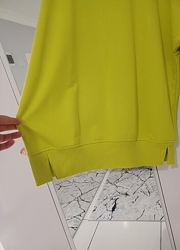 m Beden Sweatshirt