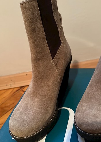 Bej Süet Kadın Dolgu Topuklu Bot - Görsel 2