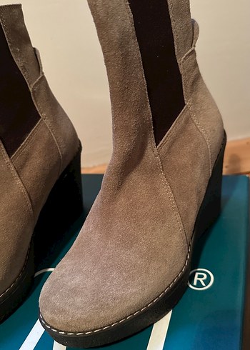 Bej Süet Kadın Dolgu Topuklu Bot - Görsel 3