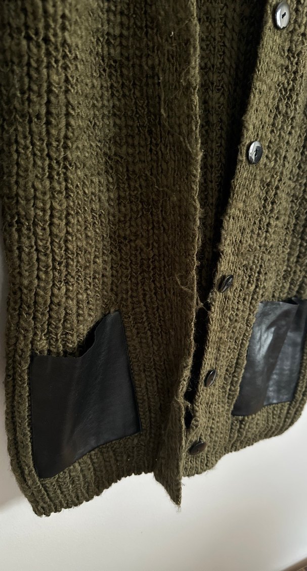 Düğmeli Kahverengi Örgü Kadın Hırka - Görsel 2