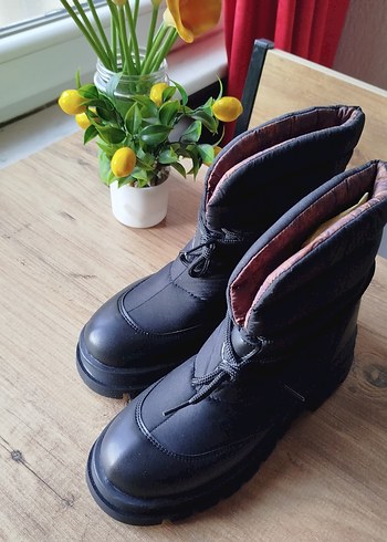 Sıfır Siyah Kadın Bot - Görsel 6